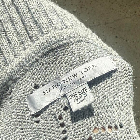 2000s grey fringe poncho - Picture 3 of 6